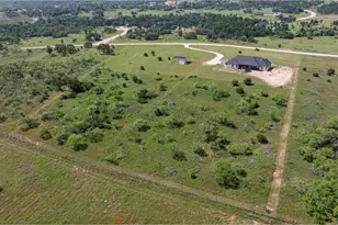 435 Cattle Dr, Stephenville, TX 76401 - Photo 2