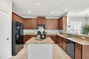 1425 Bull St, Aubrey, TX 76227 - Photo 8