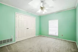 3812 Gentle Springs Dr, Arlington, TX 76001 - Photo 20