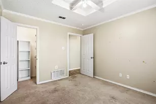 3812 Gentle Springs Dr, Arlington, TX 76001 - Photo 22