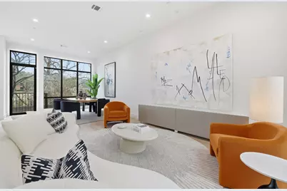610 N Oak Cliff Boulevard #306, Dallas, TX 75208 - Photo 2