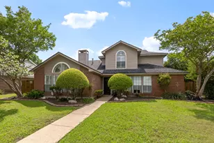 1317 Elk Grove Dr, Richardson, TX 75081 - Photo 2