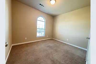 356 Emerald Creek Drive, Fort Worth, TX 76131 - Photo 8