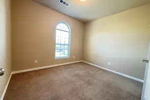 356 Emerald Creek Dr, Fort Worth, TX 76131 - Photo 8