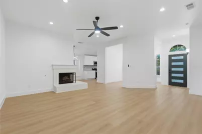 7034 Lo Chalmers Lane, Garland, TX 75043 - Photo 8