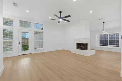 7034 Lo Chalmers Lane, Garland, TX 75043 - Photo 8