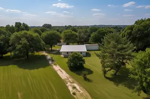 126 Smallwood Ct, Springtown, TX 76082 - Photo 24