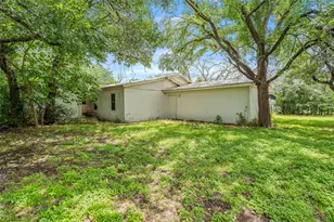209 Renee Dr, Hudson Oaks, TX 76087 - Photo 6