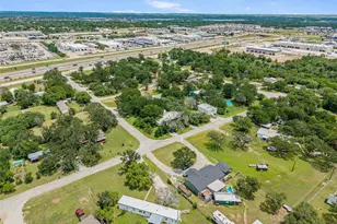 209 Renee Dr, Hudson Oaks, TX 76087 - Photo 28