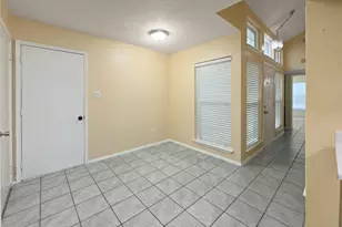 2426 Sutton Dr, Arlington, TX 76018 - Photo 12