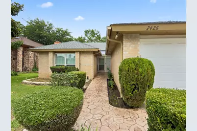 2426 Sutton Drive, Arlington, TX 76018 - Photo 2