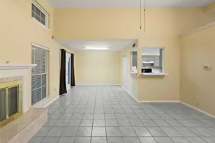 2426 Sutton Dr, Arlington, TX 76018 - Photo 8