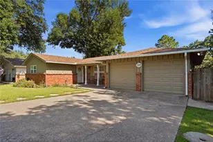 509 Patricia Rd, Hurst, TX 76053 - Photo 2