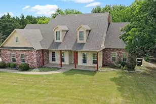 4260 Monroe Dr, Midlothian, TX 76065 - Photo 2