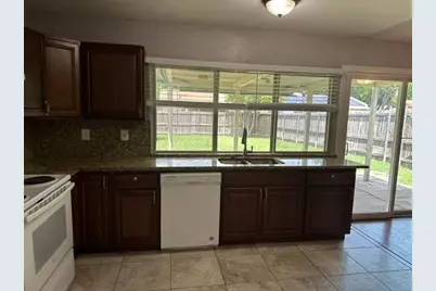 4905 Avery Circle, The Colony, TX 75056 - Photo 6