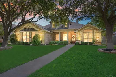 302 Edinburgh, Waco, TX 76712 - Photo 1