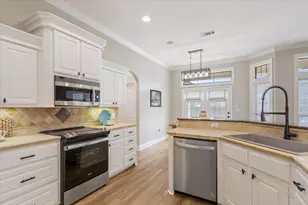 302 Edinburgh, Waco, TX 76712 - Photo 16
