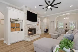 302 Edinburgh, Waco, TX 76712 - Photo 8