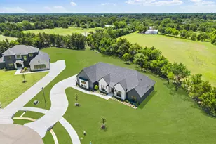 301 Whispering Wy, Red Oak, TX 75154 - Photo 36