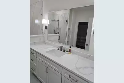 5259 Saint Charles Avenue, Dallas, TX 75223 - Photo 2