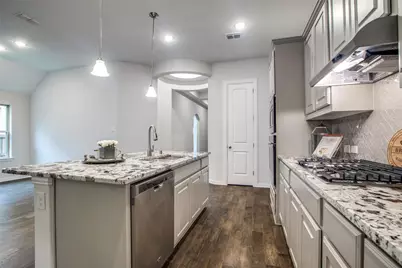 13866 Kevin Drive, Frisco, TX 75035 - Photo 10