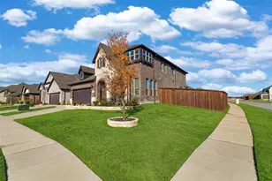1113 Granger Dr, McKinney, TX 75071 - Photo 2