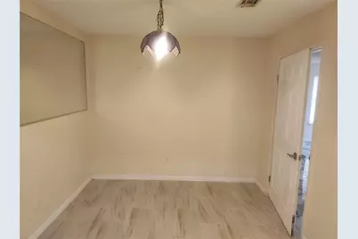 2039 W Walnut Street, Garland, TX 75042 - Photo 14