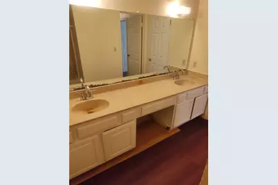 2039 W Walnut Street, Garland, TX 75042 - Photo 4