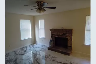 2039 W Walnut Street, Garland, TX 75042 - Photo 12