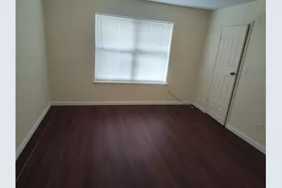 2039 W Walnut Street, Garland, TX 75042 - Photo 2