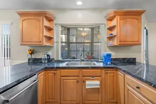 5422 Peninsula Way, Garland, TX 75043 - Photo 8