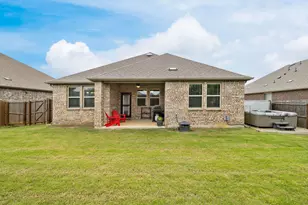 10117 Table Bluff St, Aubrey, TX 76227 - Photo 2