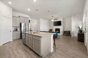 10117 Table Bluff St, Aubrey, TX 76227 - Photo 16