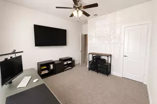10117 Table Bluff St, Aubrey, TX 76227 - Photo 28