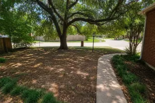 6701 Ashmont Dr, Plano, TX 75023 - Photo 10