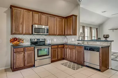 203 Cedar Creek Drive, Princeton, TX 75407 - Photo 8