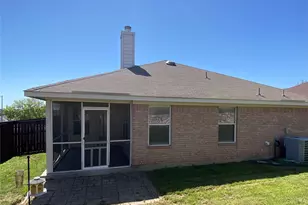 10413 Trevino Ln, Benbrook, TX 76126 - Photo 16