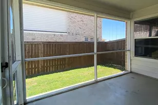 10413 Trevino Ln, Benbrook, TX 76126 - Photo 14