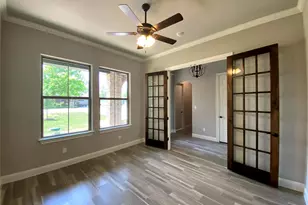 4007 Sioux Ct, Granbury, TX 76048 - Photo 8