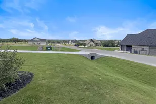 204 Slimp Blf, Azle, TX 76020 - Photo 2