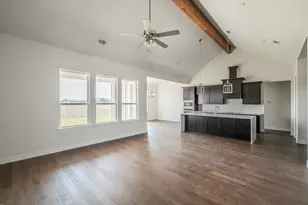 10610 Winter Wheat Ln, Venus, TX 76084 - Photo 6