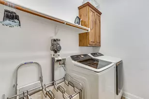 2017 Ironside Dr, Lewisville, TX 75056 - Photo 32