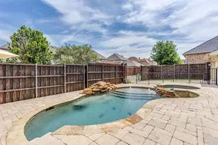 2017 Ironside Dr, Lewisville, TX 75056 - Photo 36