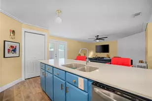 10447 Sylvia Dr, Dallas, TX 75228 - Photo 18