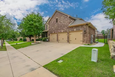 9705 Bowman Drive, Fort Worth, TX 76244 - Photo 2