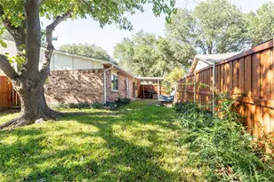 8512 Londonderry Ln, Dallas, TX 75228 - Photo 6