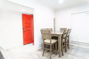 8512 Londonderry Ln, Dallas, TX 75228 - Photo 2