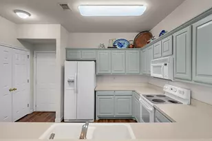 27095 Meadowmore Ct, Whitney, TX 76692 - Photo 10