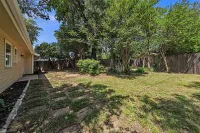 1801 Anderson Street, Irving, TX 75062 - Photo 20