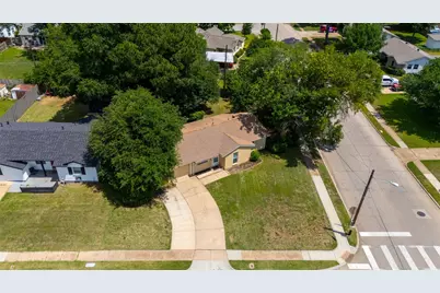 1801 Anderson Street, Irving, TX 75062 - Photo 22